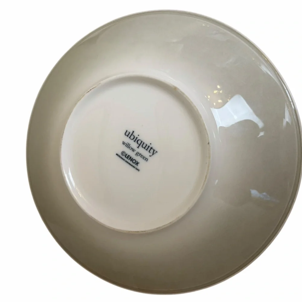 Lenox ubiquity White Willow Green,Crème Dinnerware Set